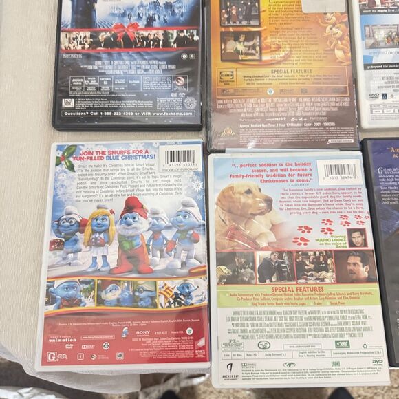 Holiday Movies DVD Lot Of 5 A Christmas Carol Scrooge Elf Dog who saved Smurfs - Picture 7 of 10